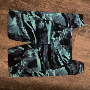 Lululemon Black and Blue Leggings